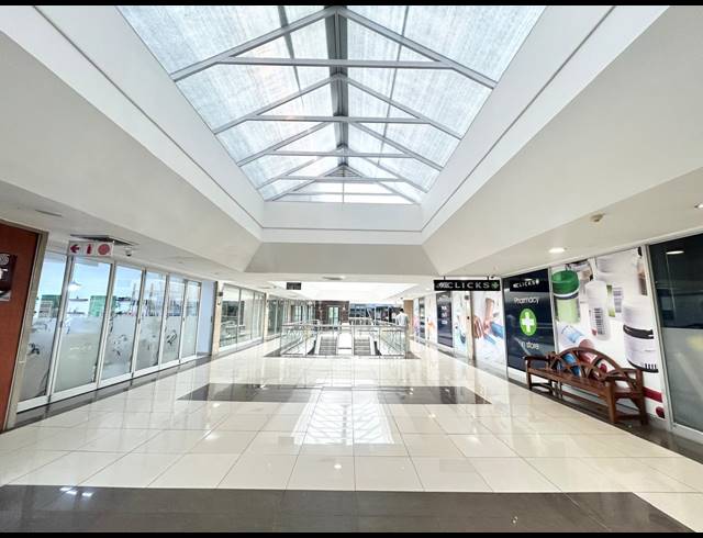 110M² RETAIL TO LET IN WESTVILLE